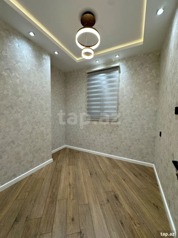 Satılır 3 otaqlı yeni tikili 80 m²
