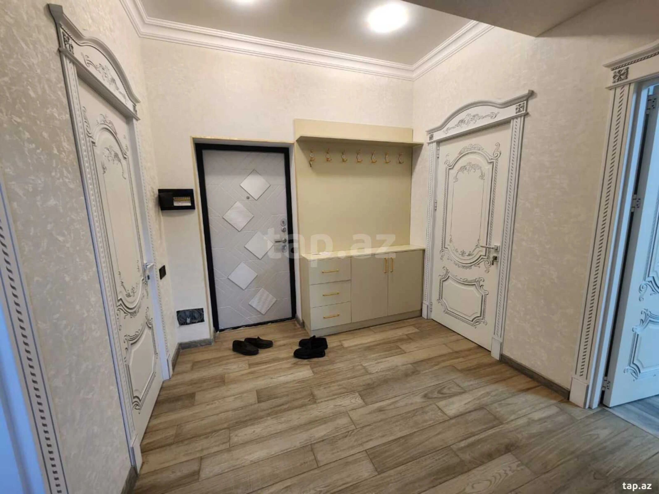 Satılır 2 otaqlı yeni tikili 70 m²