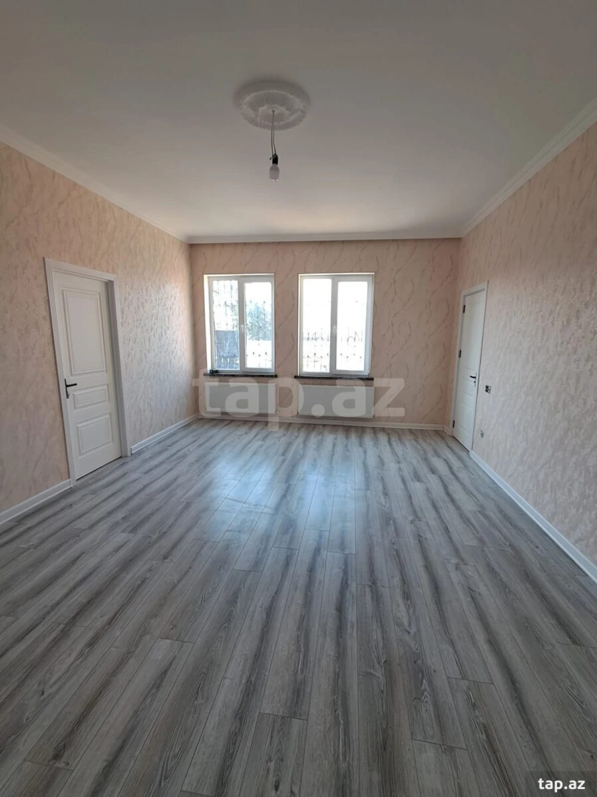 Satılır 3 otaqlı həyət evi