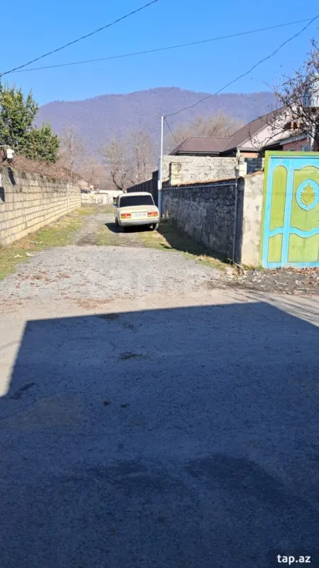 Satılır 3 otaqlı həyət evi