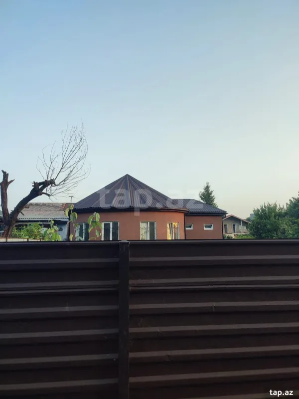 Satılır 3 otaqlı həyət evi