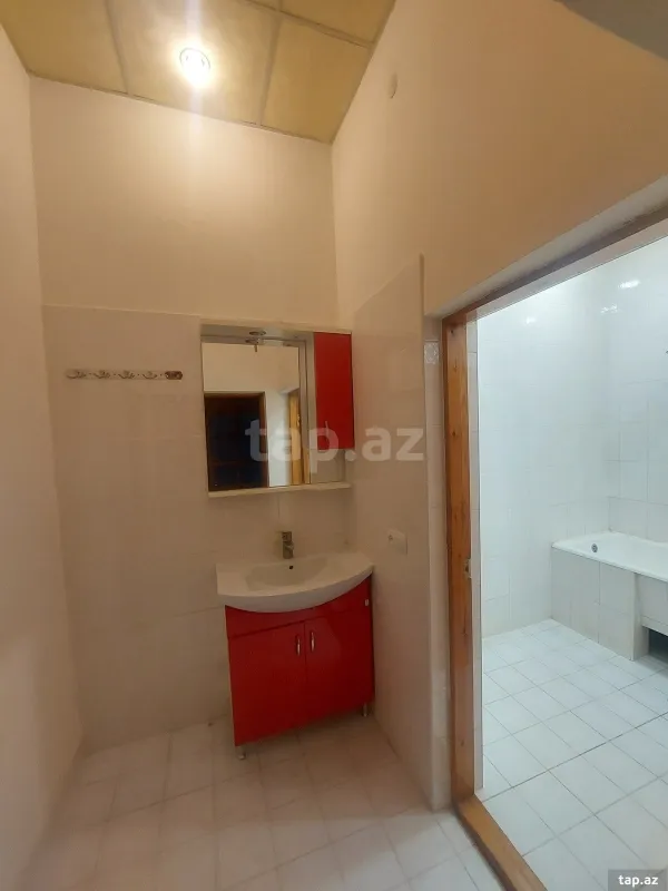 Satılır 3 otaqlı həyət evi