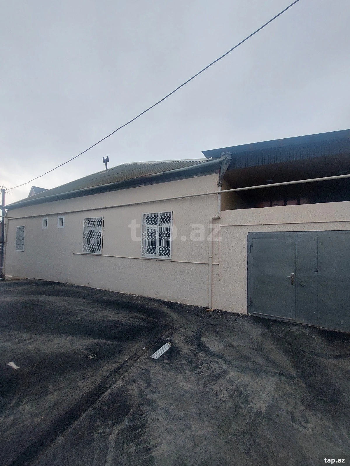 Satılır 3 otaqlı həyət evi