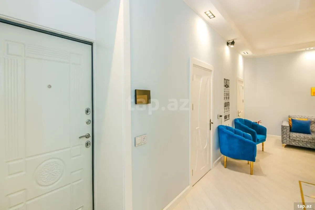 Kirayə verilir 2 otaqlı yeni tikili 75 m²