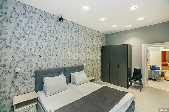 Kirayə verilir 2 otaqlı yeni tikili 75 m²
