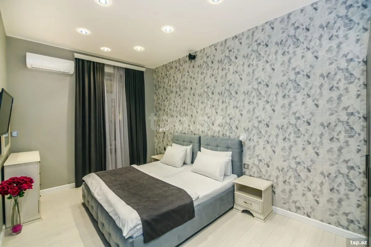 Kirayə verilir 2 otaqlı yeni tikili 75 m²