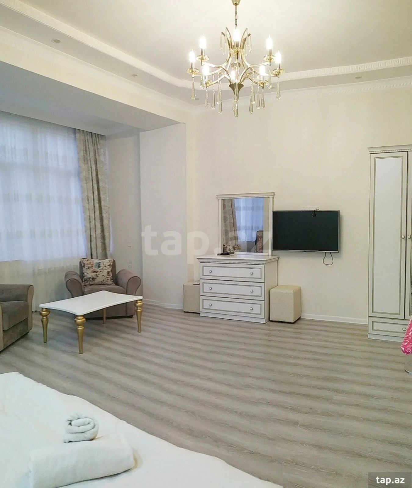 Kirayə verilir 2 otaqlı yeni tikili 87 m²