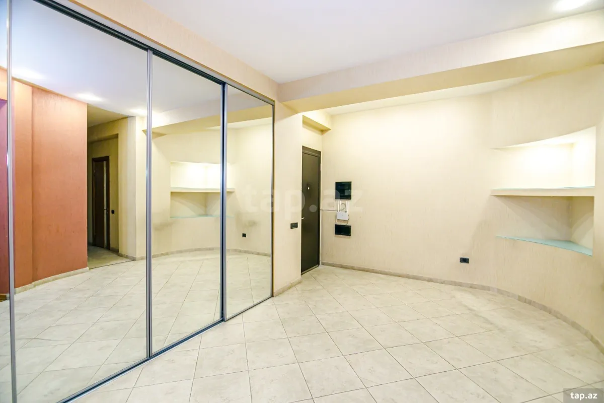 Kirayə verilir 3 otaqlı yeni tikili 74 m²