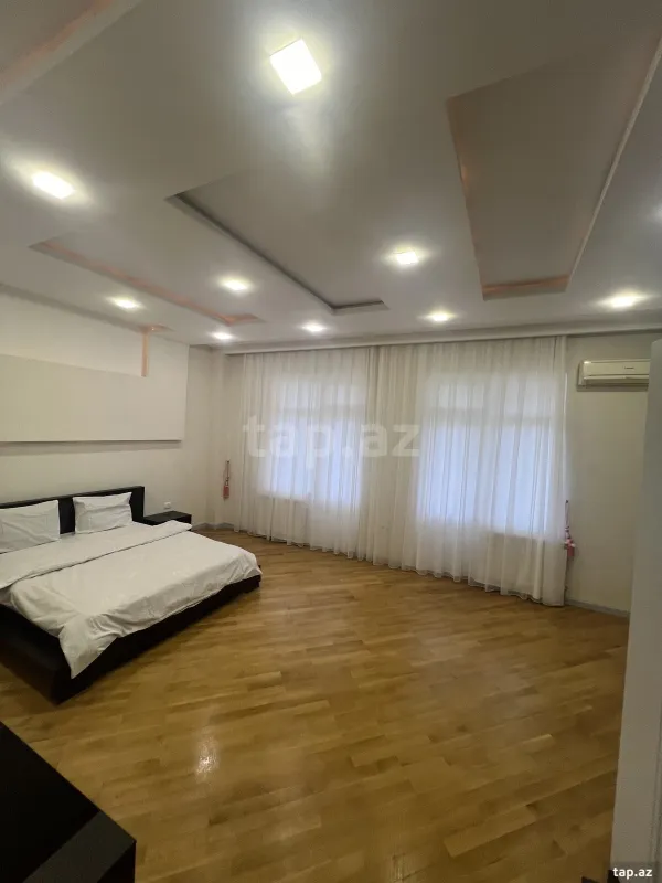Kirayə verilir 2 otaqlı yeni tikili 80 m²