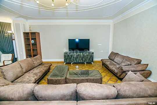 Kirayə verilir 2 otaqlı yeni tikili 80 m² — Bakı 2 otaq 80.00 m²