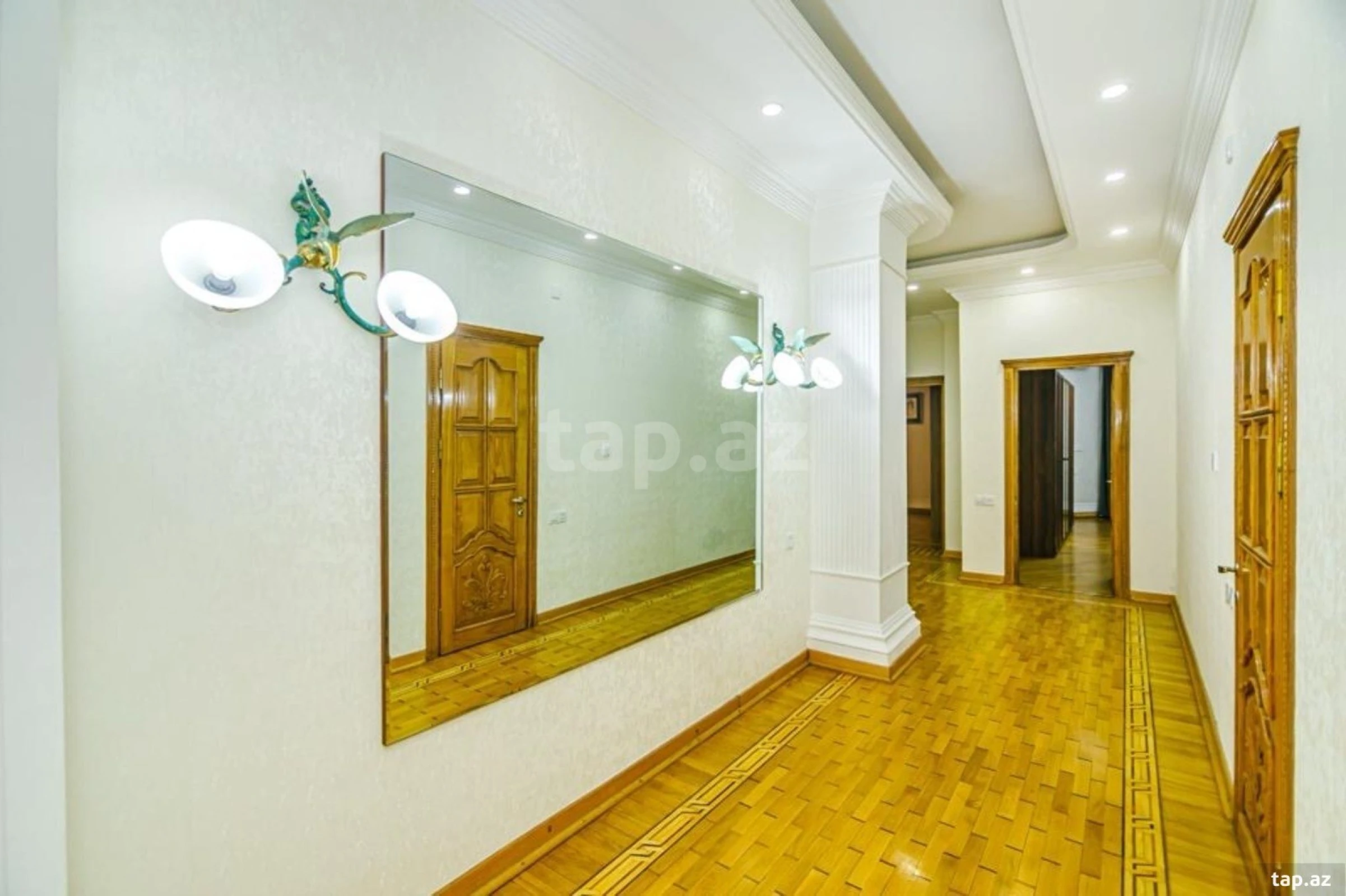 Kirayə verilir 2 otaqlı yeni tikili 80 m²