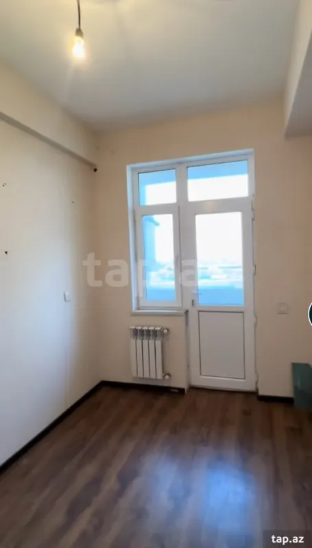 Satılır 3 otaqlı yeni tikili 80 m²