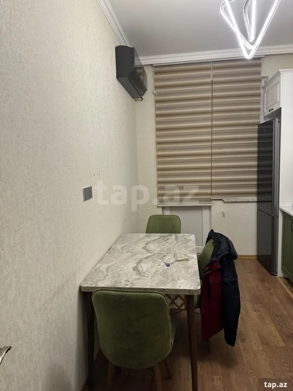 Satılır 3 otaqlı yeni tikili 74 m²