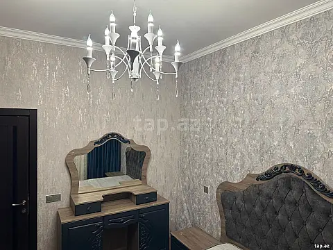 Satılır 3 otaqlı yeni tikili 74 m²
