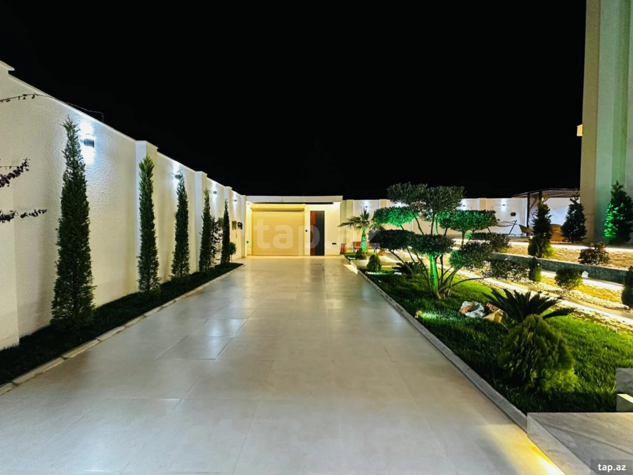 Satılır 5 otaqlı həyət evi