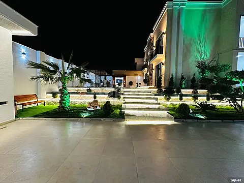 Satılır 5 otaqlı həyət evi