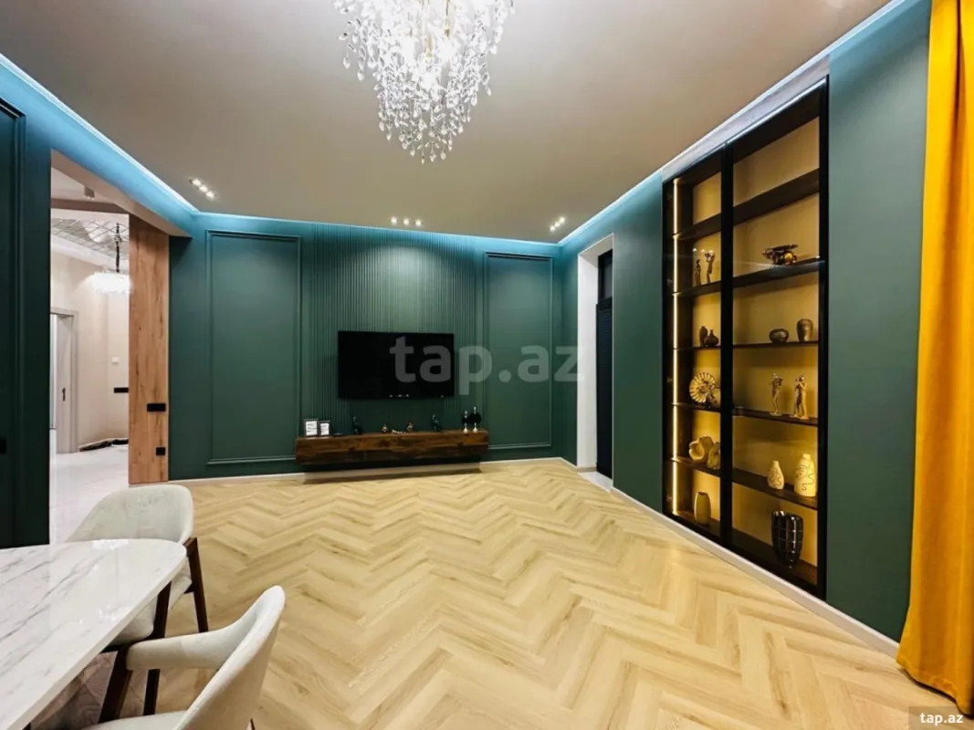 Satılır 5 otaqlı həyət evi