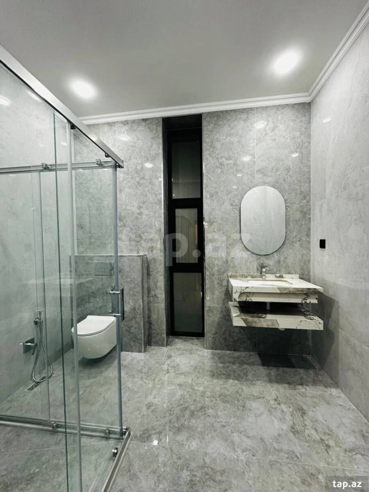 Satılır 5 otaqlı həyət evi