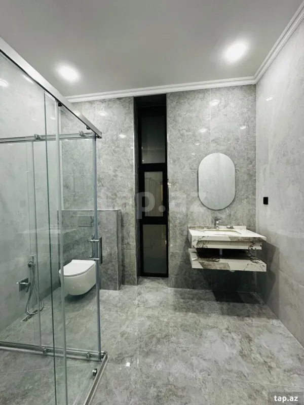 Satılır 5 otaqlı həyət evi