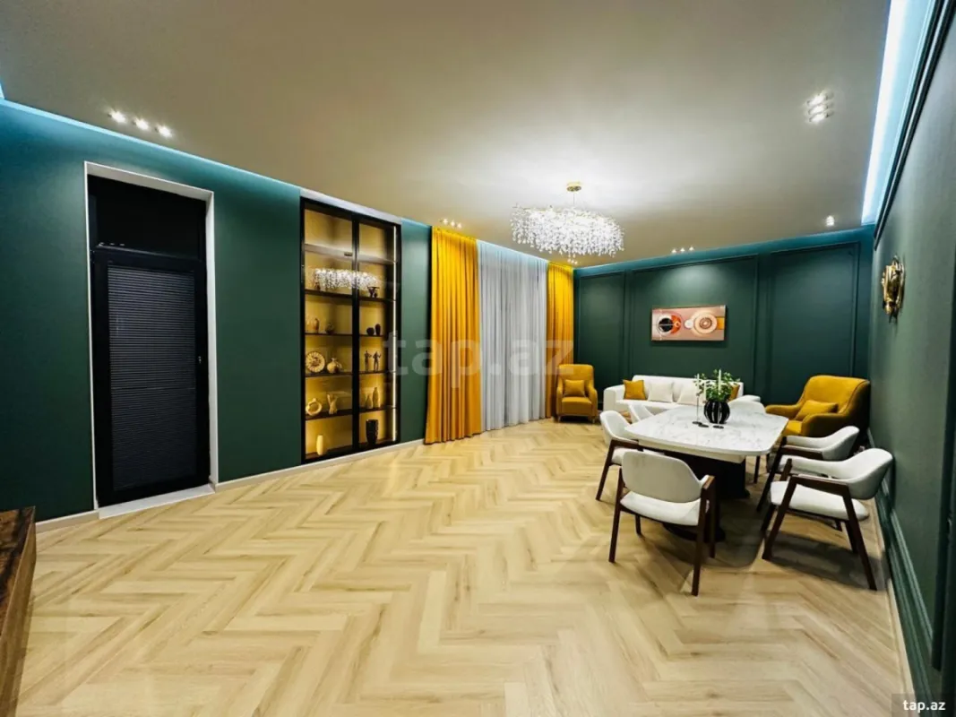 Satılır 5 otaqlı həyət evi