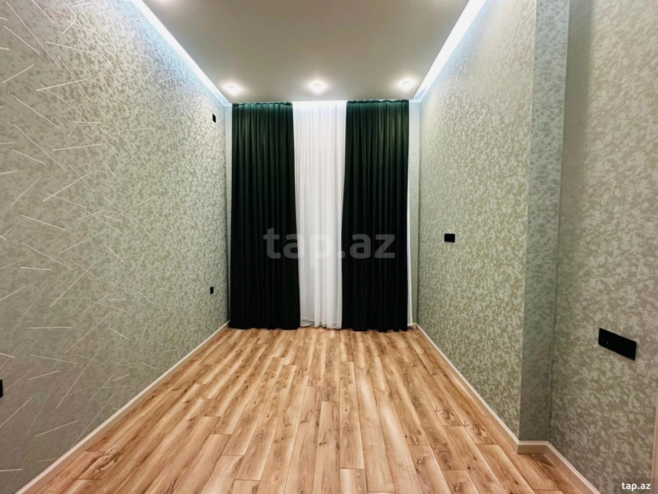 Satılır 5 otaqlı həyət evi