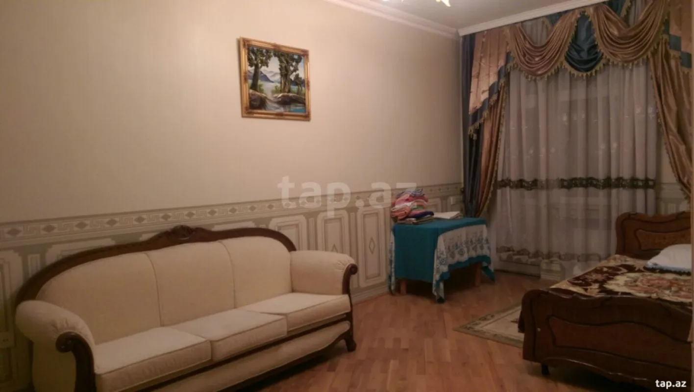 Kirayə verilir 4 otaqlı yeni tikili 180 m²