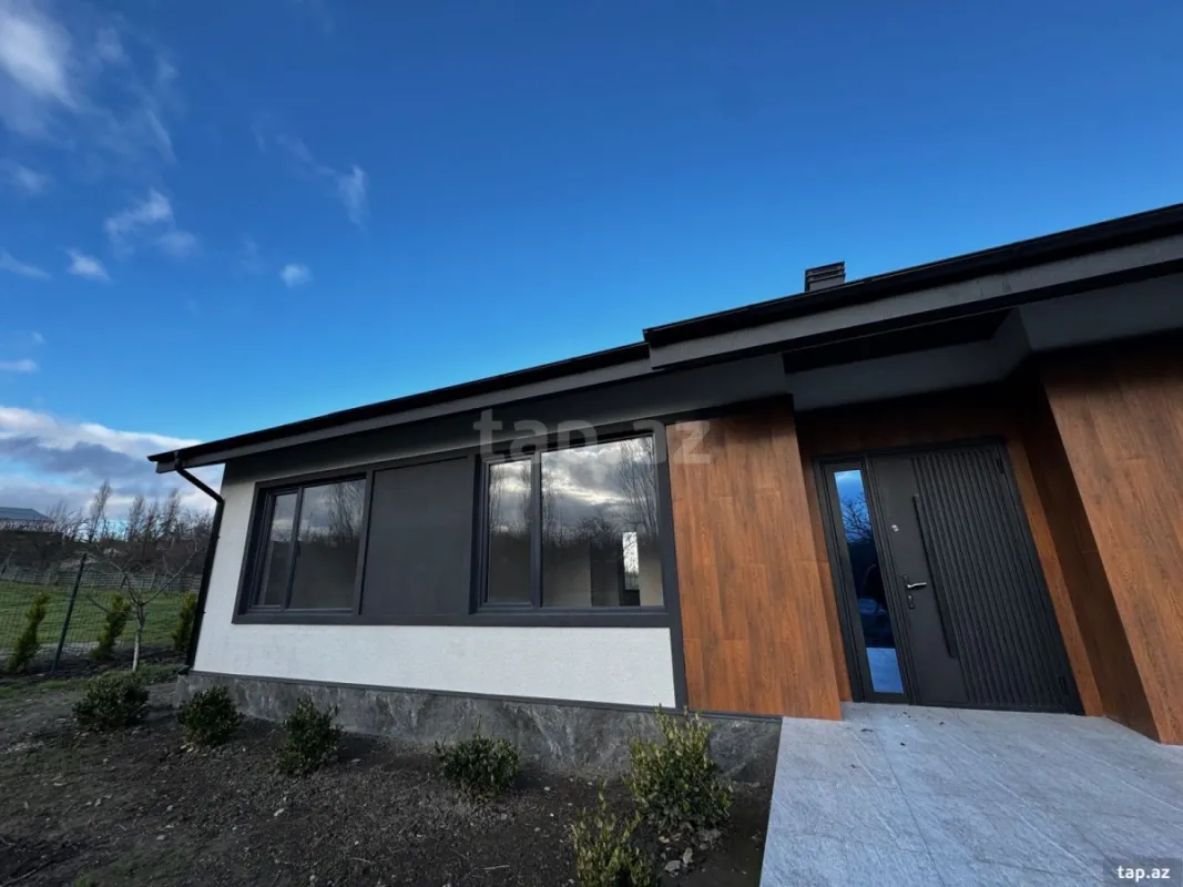 Satılır 3 otaqlı həyət evi