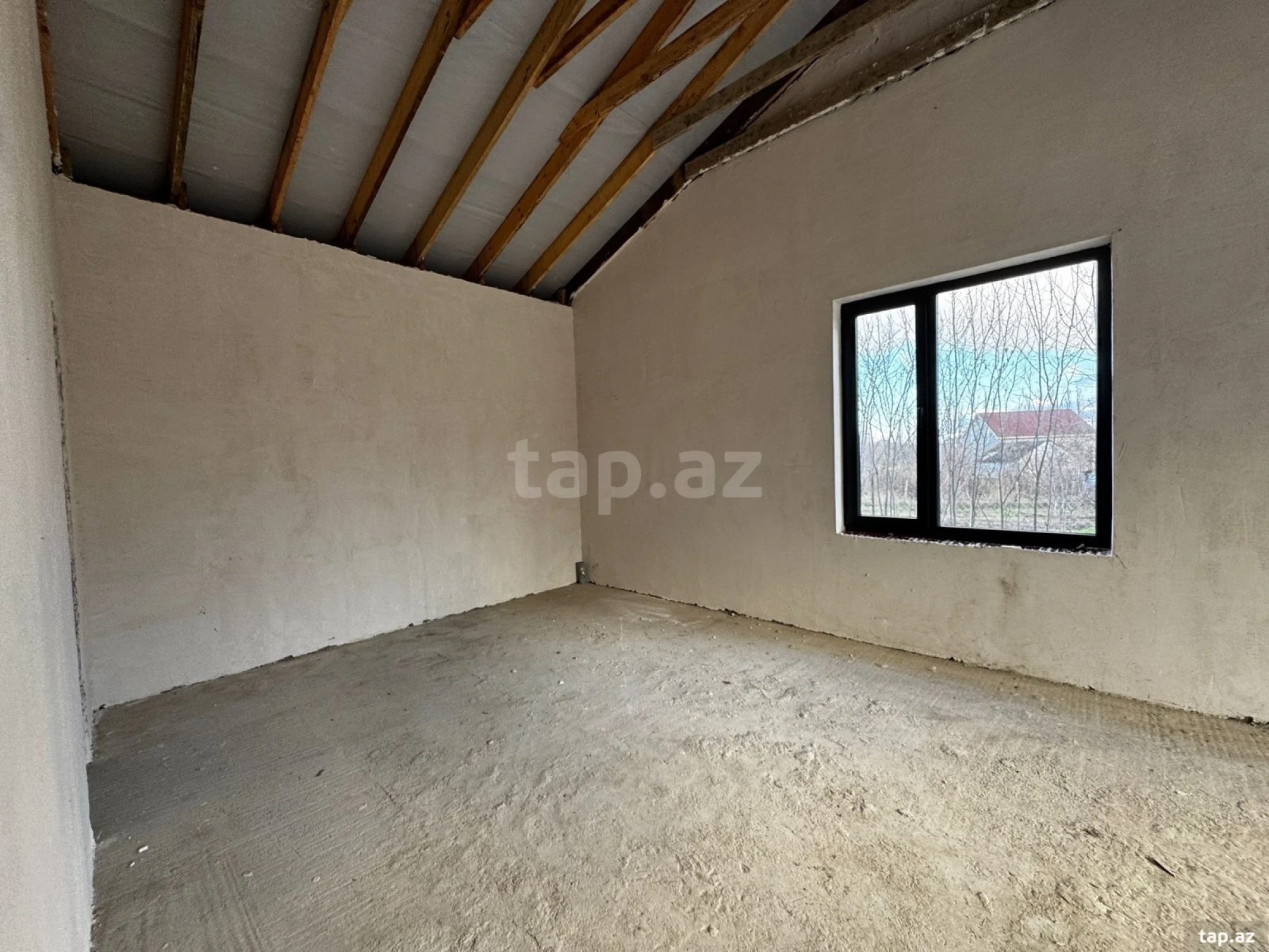 Satılır 3 otaqlı həyət evi