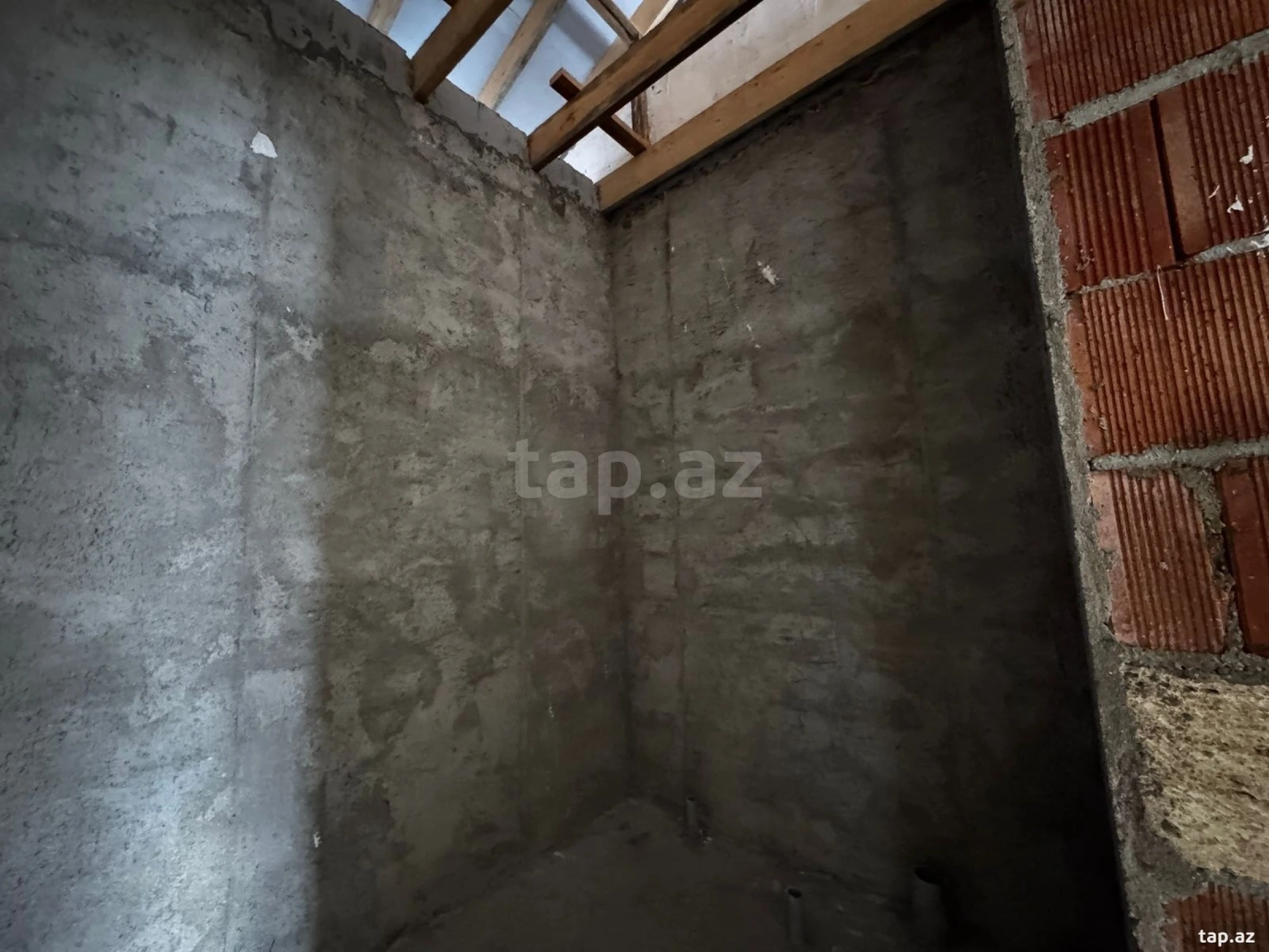 Satılır 3 otaqlı həyət evi