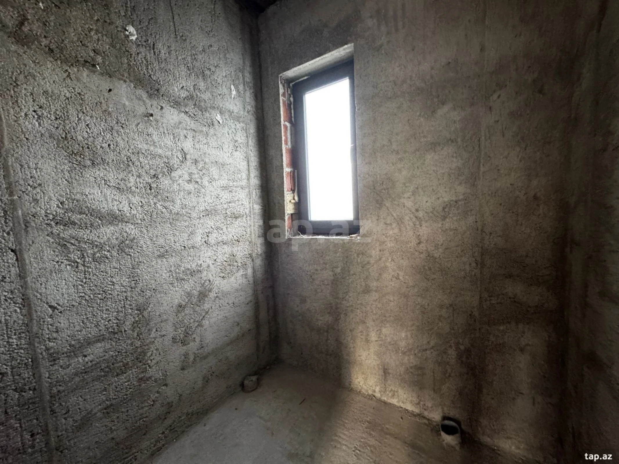 Satılır 3 otaqlı həyət evi