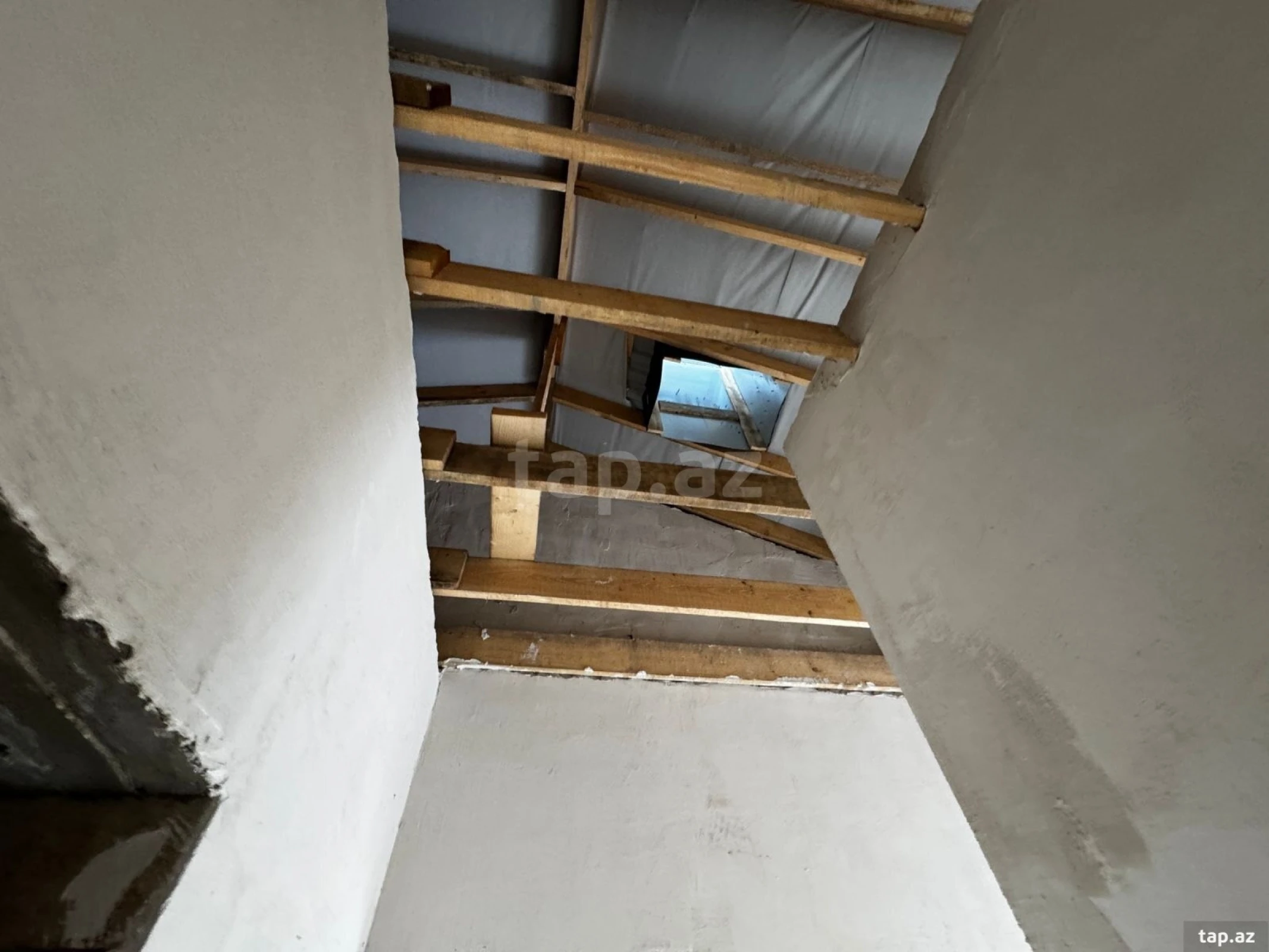 Satılır 3 otaqlı həyət evi