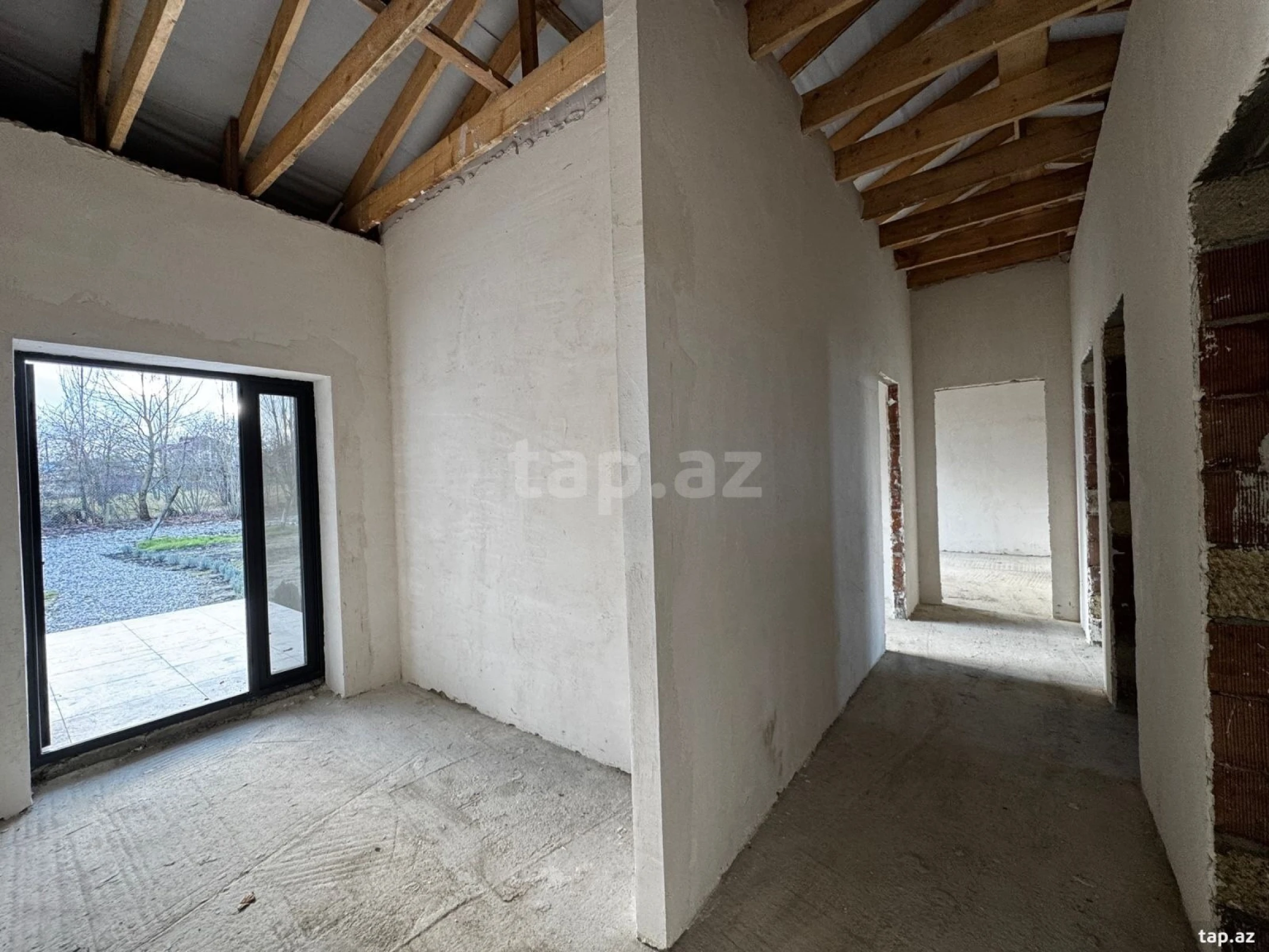 Satılır 3 otaqlı həyət evi