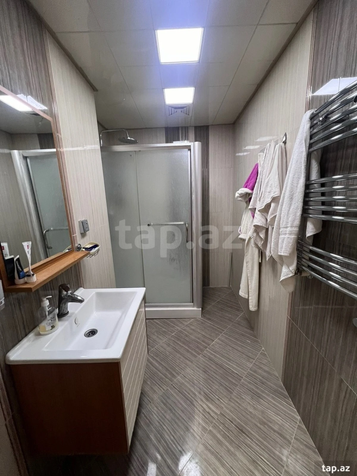 Satılır 2 otaqlı yeni tikili 96 m²