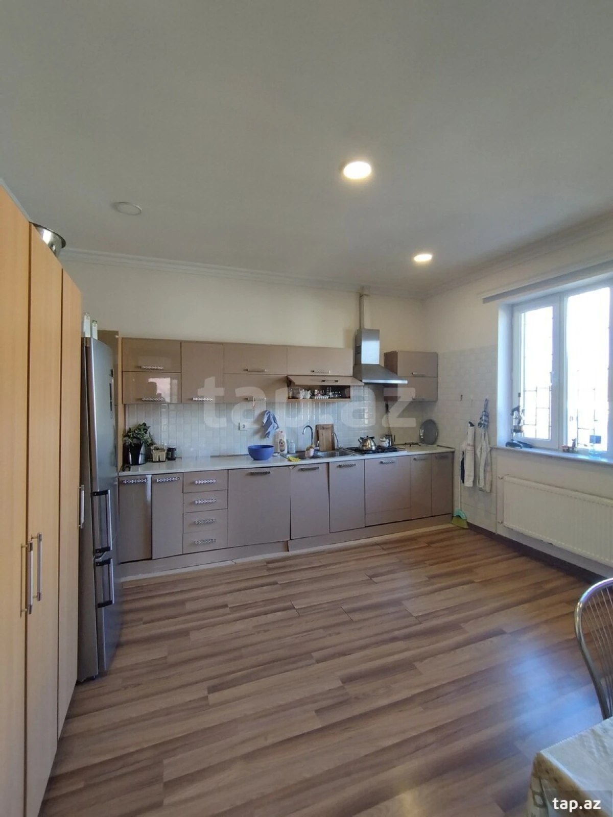 Satılır 4 otaqlı həyət evi