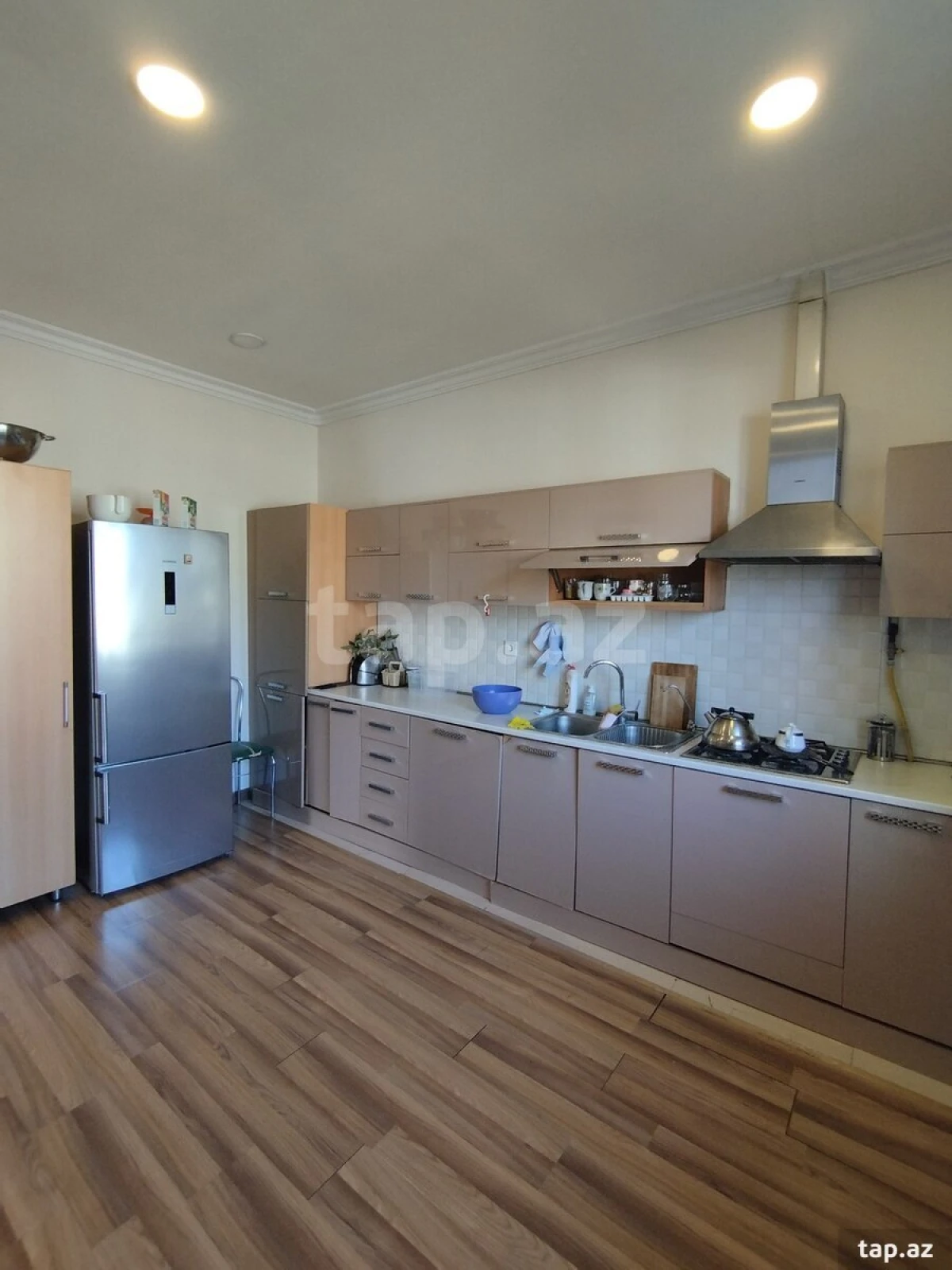 Satılır 4 otaqlı həyət evi