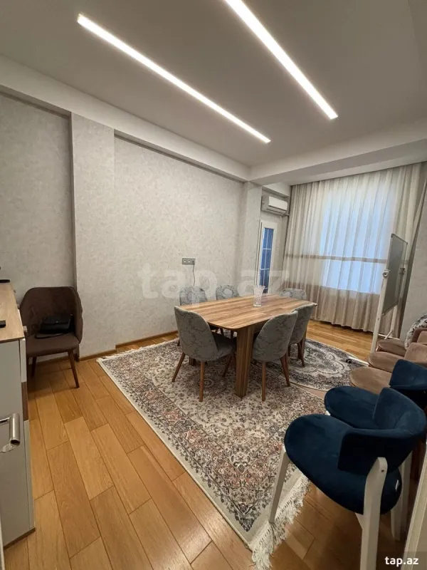 Satılır 3 otaqlı yeni tikili 100 m²