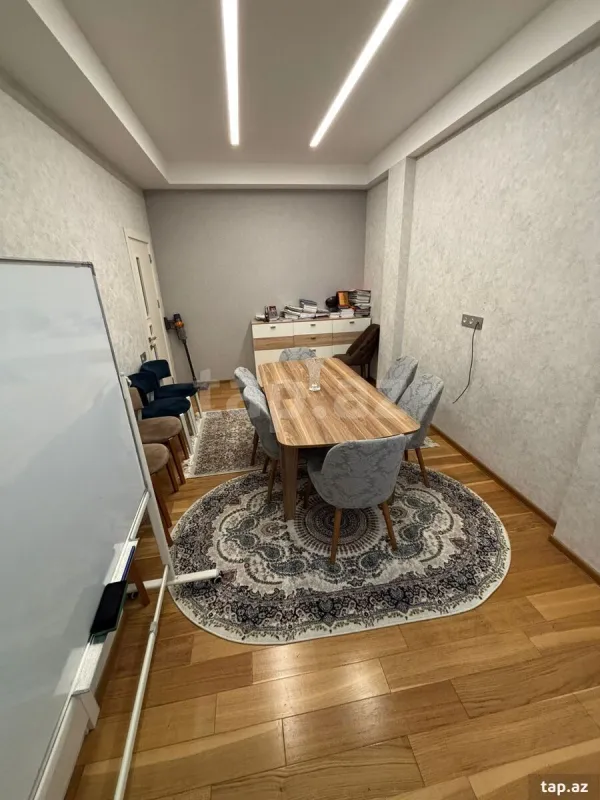 Satılır 3 otaqlı yeni tikili 100 m²