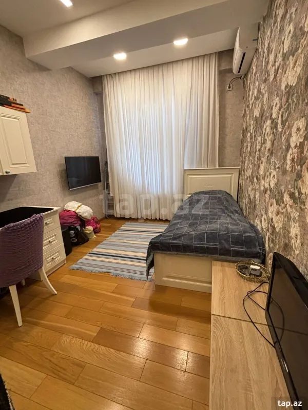 Satılır 3 otaqlı yeni tikili 100 m²