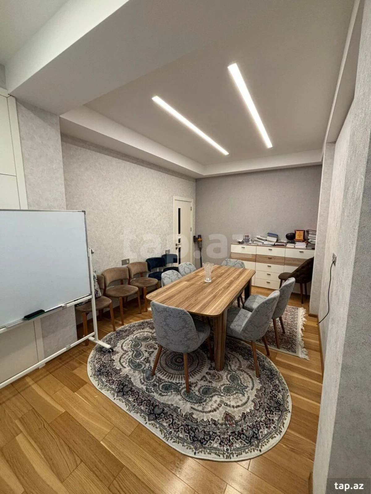 Satılır 3 otaqlı yeni tikili 100 m²