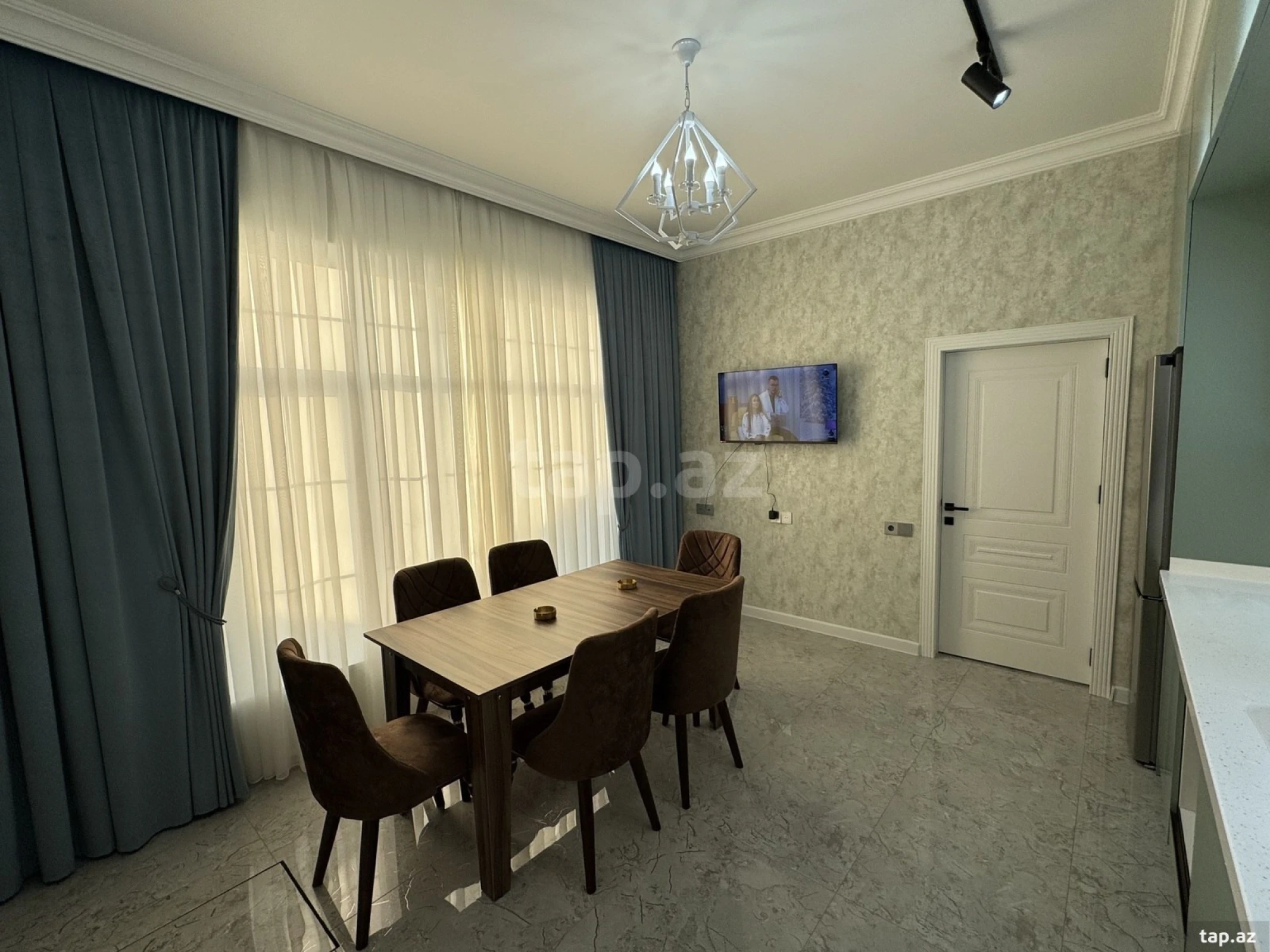 Kirayə verilir 4 otaqlı həyət evi