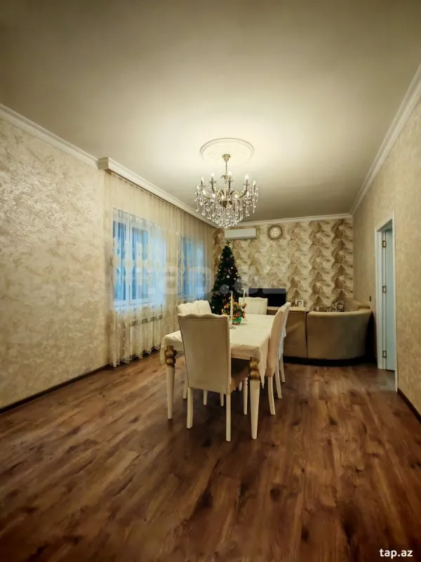 Satılır 4 otaqlı həyət evi