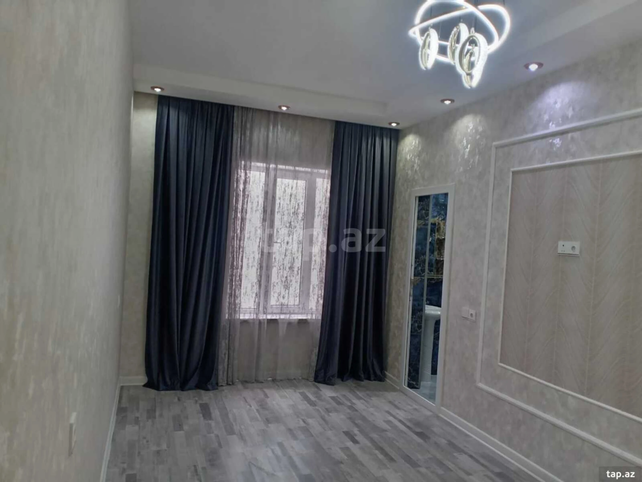 Satılır 4 otaqlı həyət evi 300 m²