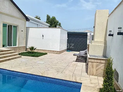 Satılır 4 otaqlı həyət evi 300 m²