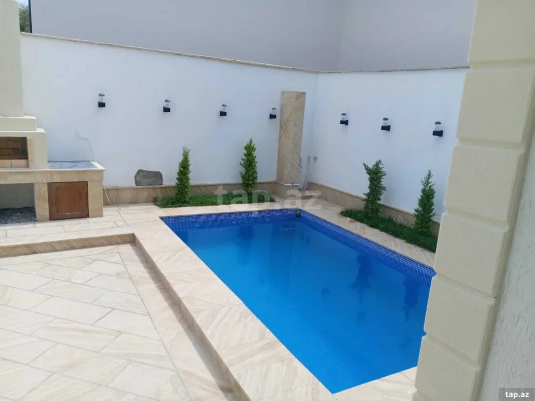 Satılır 4 otaqlı həyət evi 300 m²