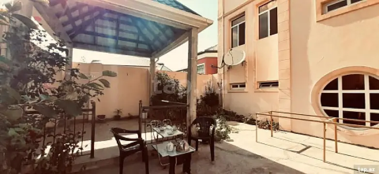 Satılır 6 otaqlı həyət evi 510 m² — Bakı, Badamdar 6 otaq 510.00 m²