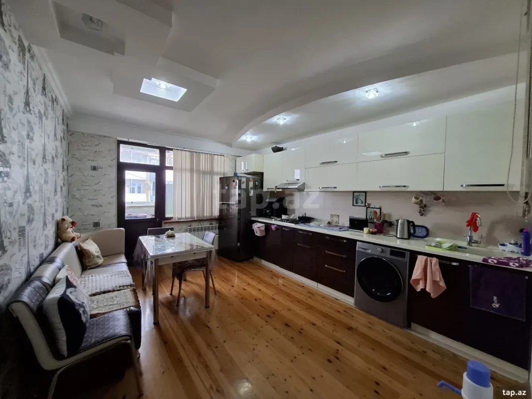 Satılır 3 otaqlı yeni tikili 92 m²