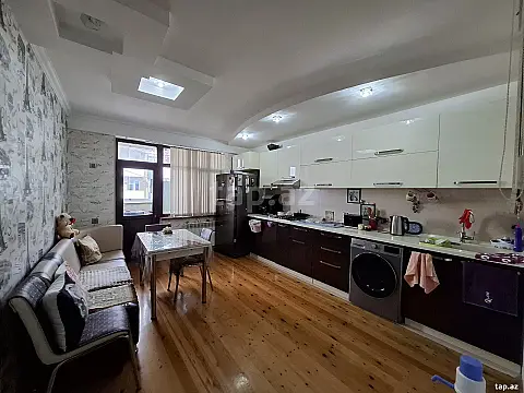 Satılır 3 otaqlı yeni tikili 92 m²