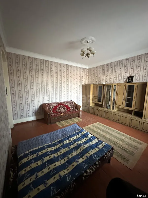 Kirayə verilir 2 otaqlı mənzil 60 m²