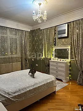 Satılır 3 otaqlı yeni tikili 105 m²