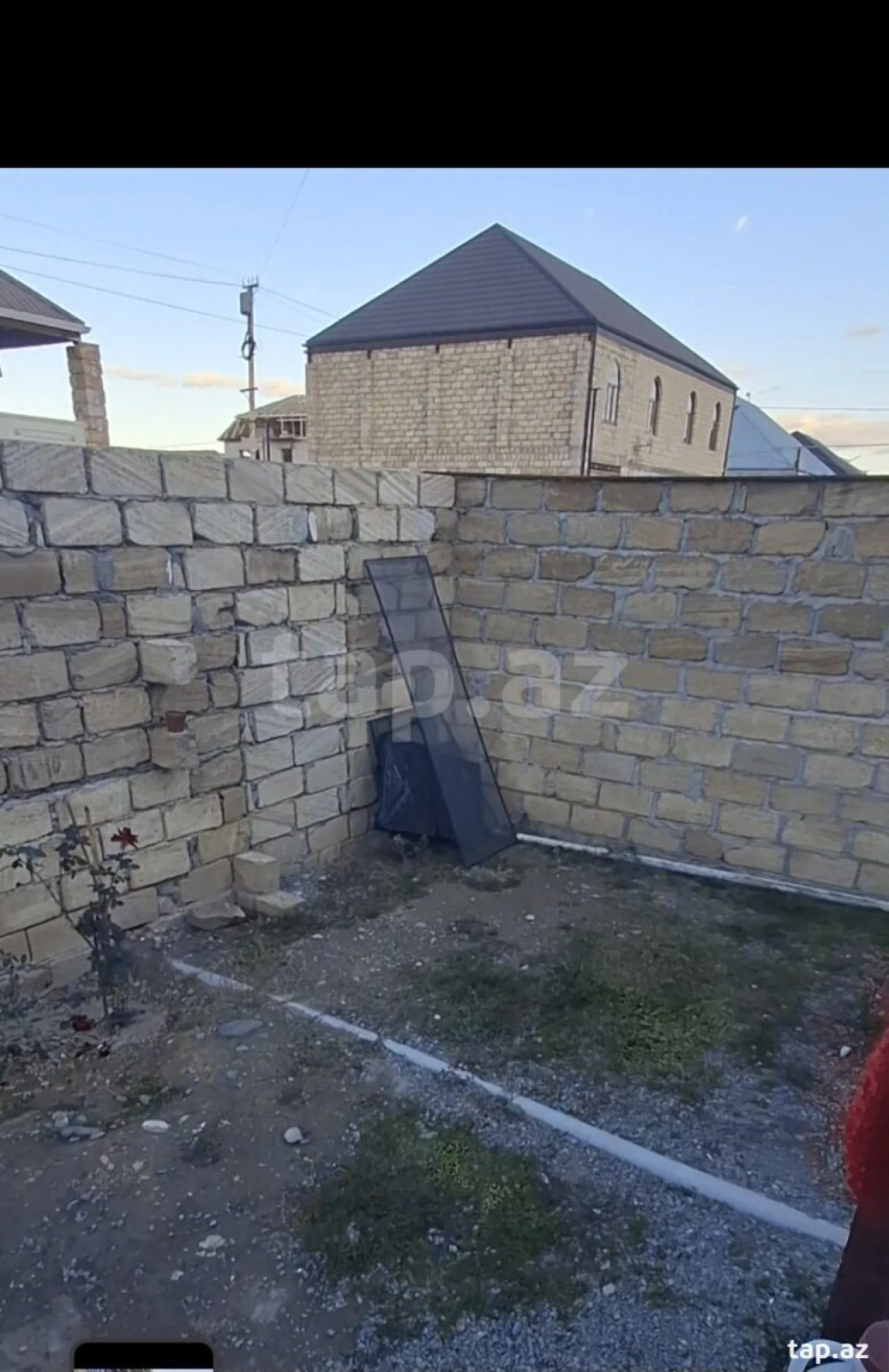Satılır 3 otaqlı həyət evi